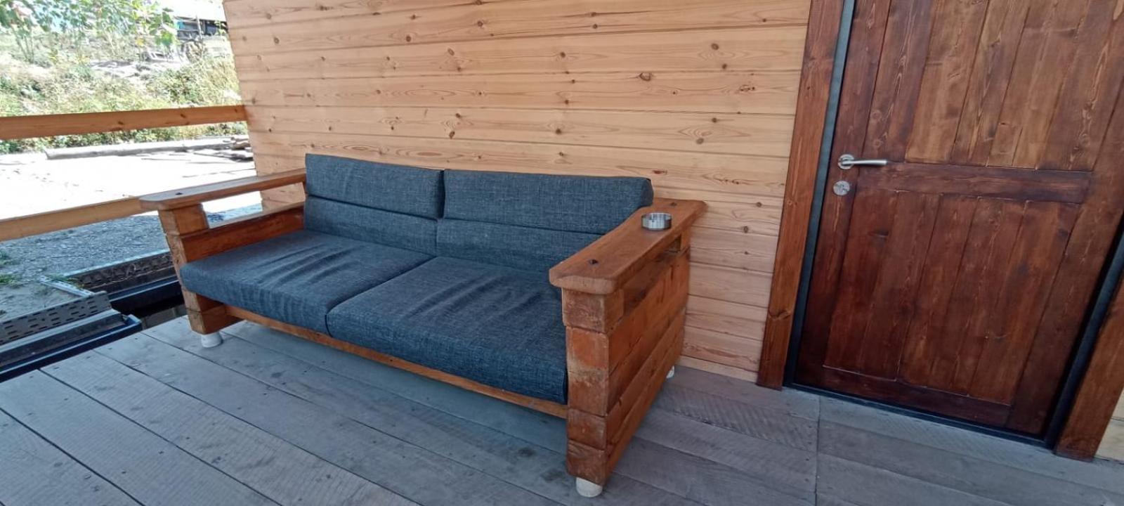 Guest House Shina Omalo Exterior foto